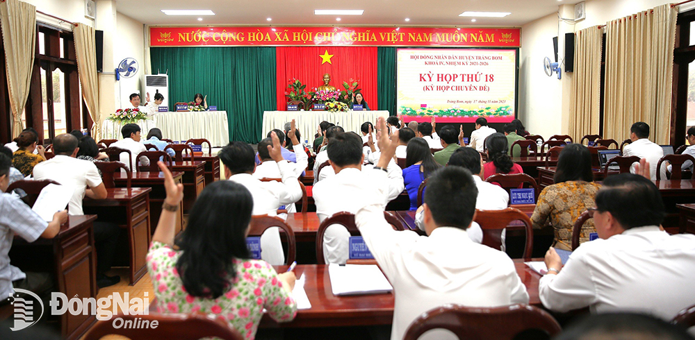 Quang cảnh kỳ họp