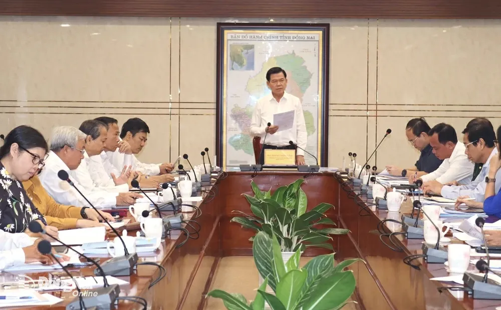  Ủy viên Trung ương Đảng, Bí thư Tỉnh ủy Nguyễn Hồng Lĩnh phát biểu kết luận buổi làm việc