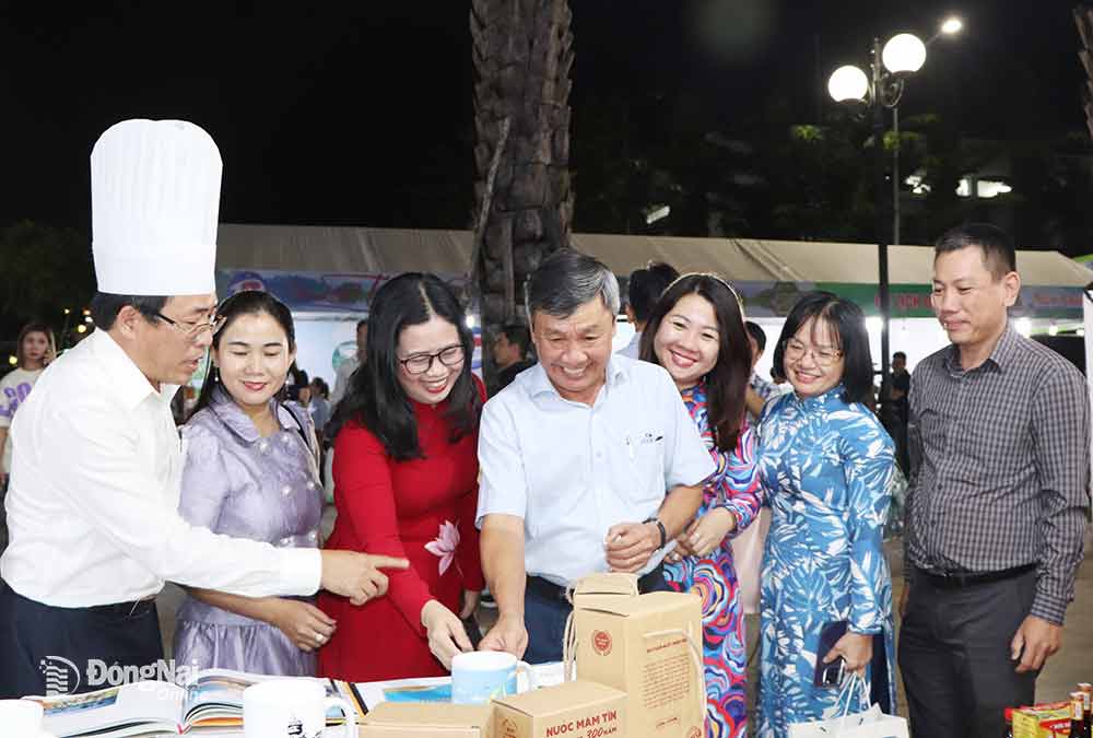 Ngày hội của bản sắc văn hóa và ẩm thực