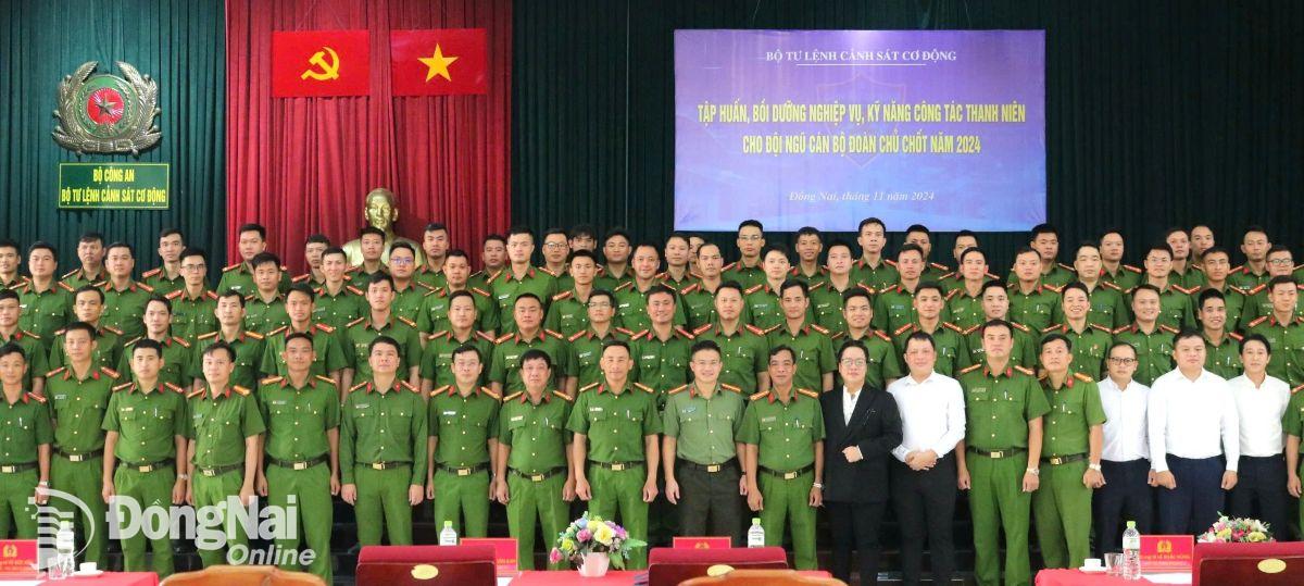 Tập huấn, bồi dưỡng nghiệp vụ cho 200 cán bộ đoàn thuộc Bộ Tư lệnh Cảnh sát Cơ động