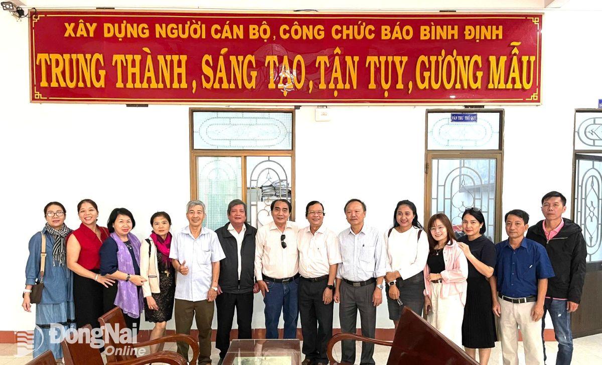 Cán bộ, hội viên 2 hội tại buổi trao đổi nghiệp vụ. Ảnh: Nguyệt Hà