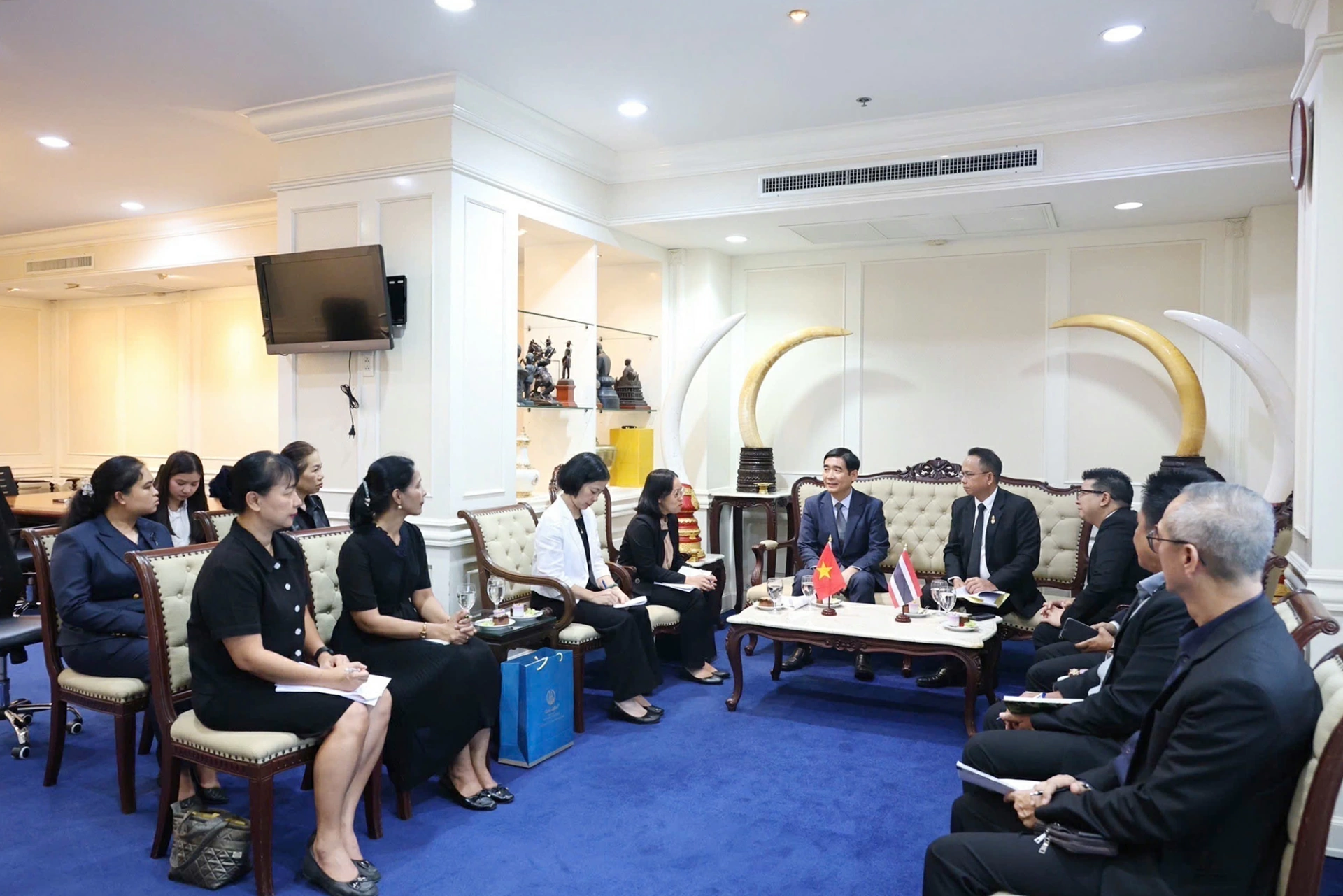 Quang cảnh buổi làm việc. Ảnh: TTXVN