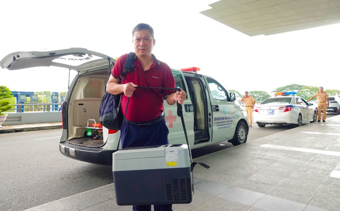 The donated organs are placed in specialized preservation equipment before being transported to the respective transplant centers.