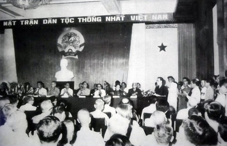 Đại hội Mặt trận dân tộc thống nhất Việt Nam lần thứ I họp từ ngày 31-1 đến 4-2-1977. Ảnh tư liệu