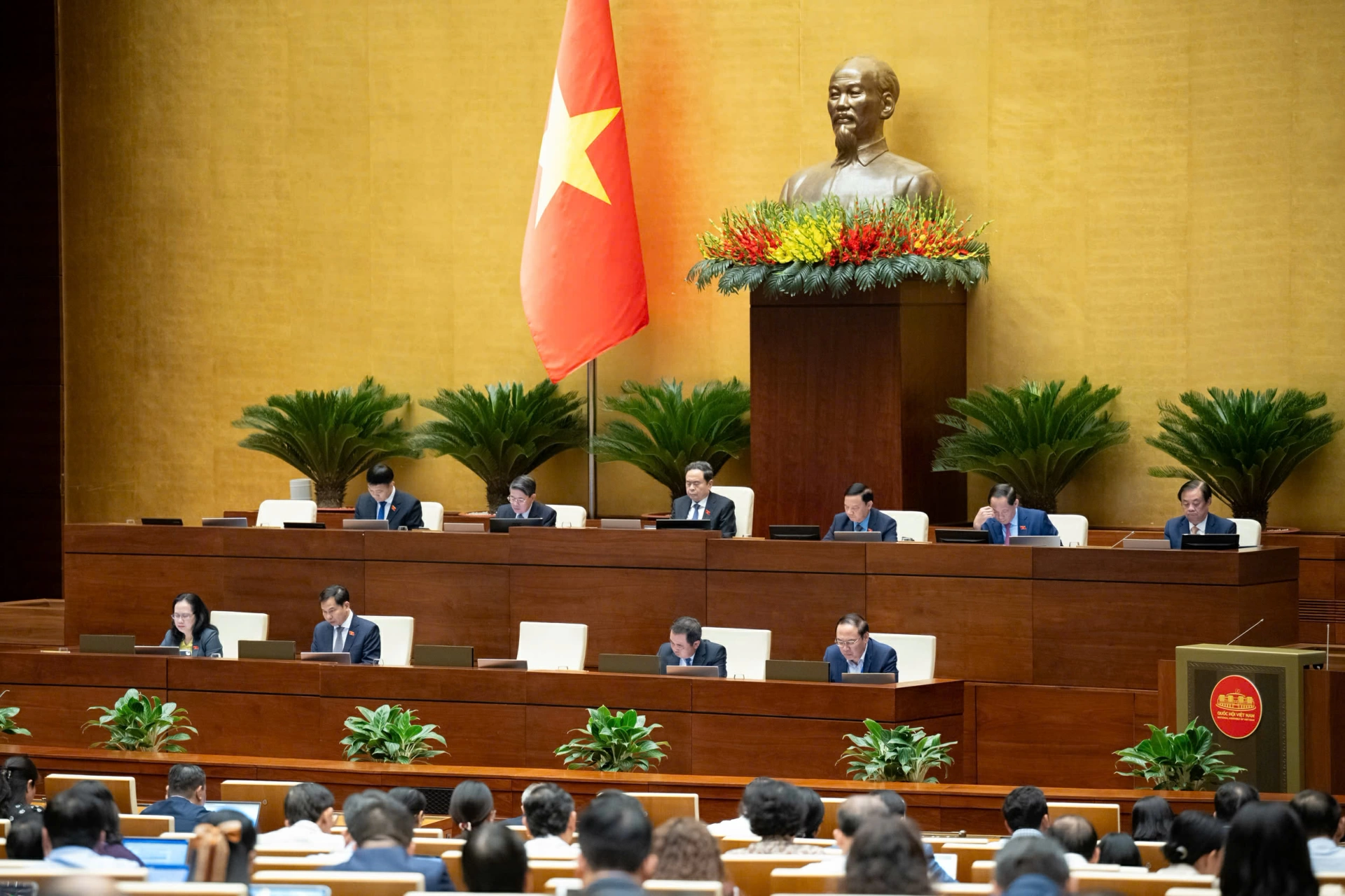 Đoàn Chủ tịch tại Phiên thảo luận