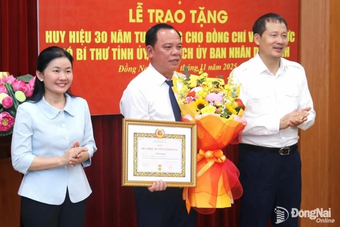 Tỉnh ủy Đồng Nai ban hành quy định về tặng, truy tặng Huy hiệu Đảng