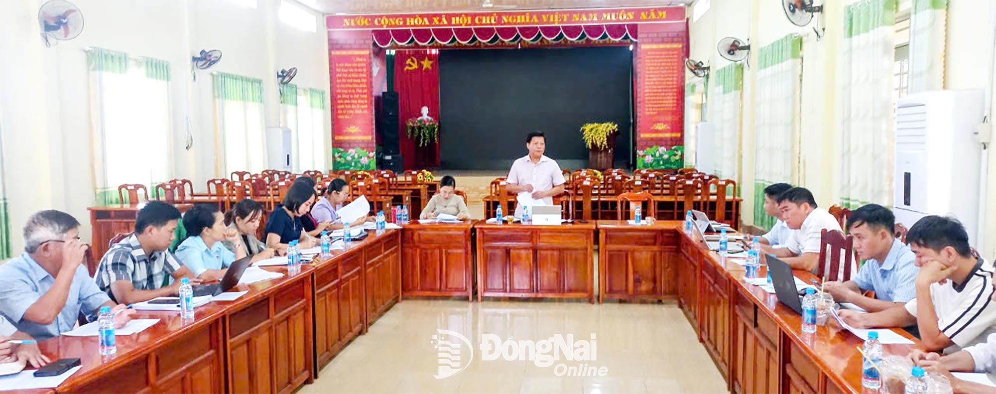 Toàn cảnh buổi làm việc. Ảnh: Tiến Công