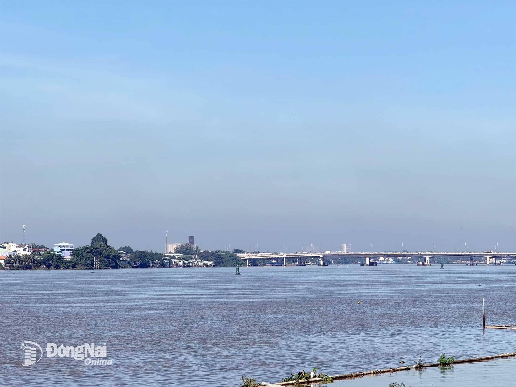 Mực nước tại sông Đồng Nai đang lên cao. Ảnh minh họa: Đăng Tùng