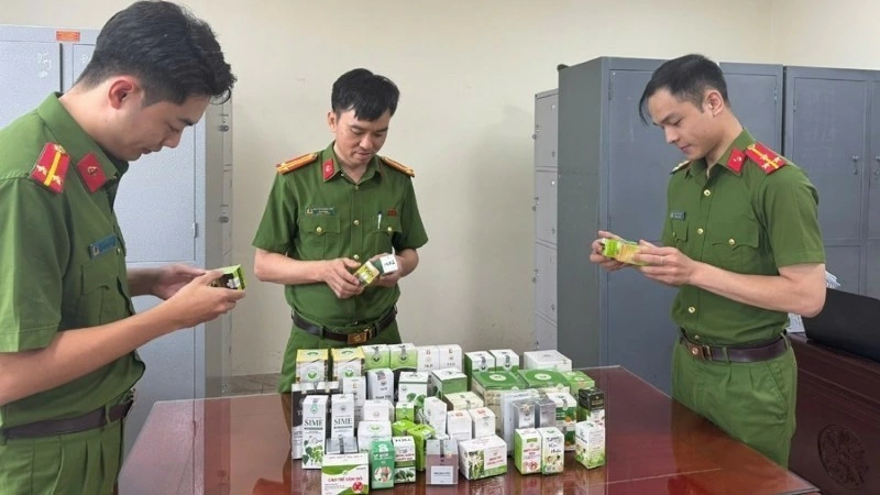 Công an Thanh Hóa triệt phá đường dây sản xuất, buôn bán thực phẩm chức năng giả.