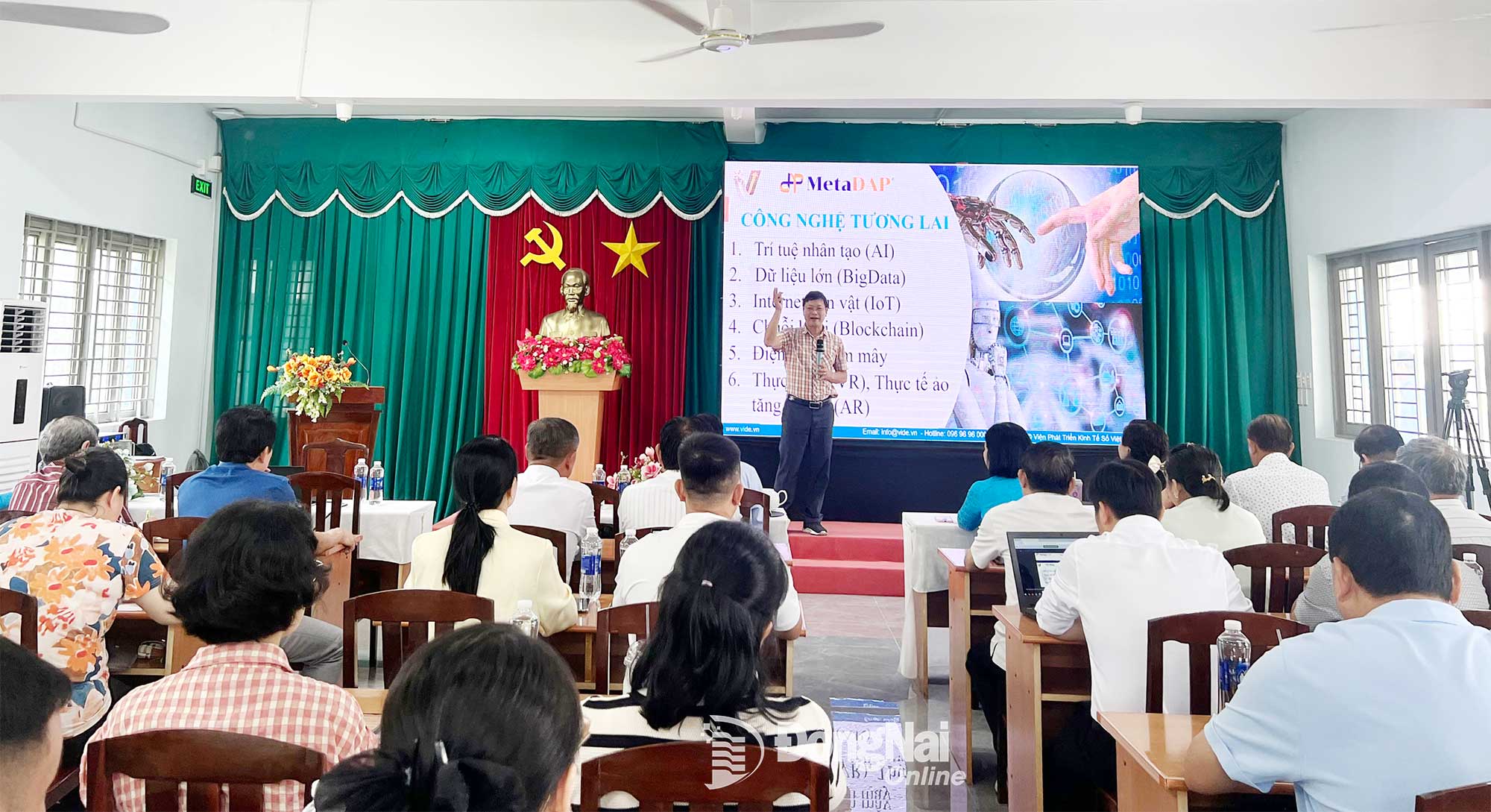 A specialized training conference on AI application skills for cooperatives and people’s credit funds across Dong Nai Province held on June 20, 2025. Photo: Lam Phuong