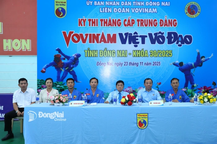 131 võ sinh thi thăng cấp Trung đẳng Vovinam Việt võ đạo tỉnh Đồng Nai
