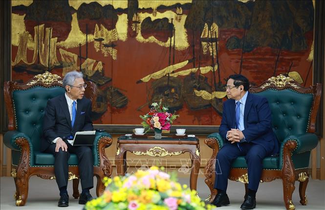 Thủ tướng Phạm Minh Chính tiếp ông Kenichi Hori, Chủ tịch kiêm Tổng Giám đốc điều hành Tập đoàn Mitsui. Ảnh: Dương Giang/TTXVN
