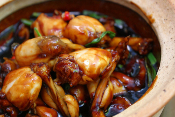 Bác sĩ trả lời: Ăn thịt cóc có giúp trẻ bớt biếng ăn, còi xương?