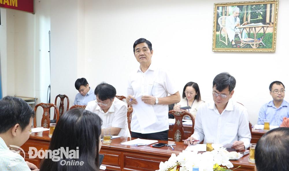 Giám đốc Sở Công thương Phạm Văn Cường phát biểu tại buổi thảo luận