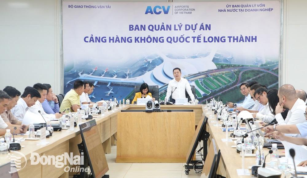 Phó chủ tịch Uỷ ban Quản lý vốn nhà nước tại doanh nghiệp, trưởng đoàn công tác Nguyễn Ngọc Cảnh phát biểu tại buổi làm việc.