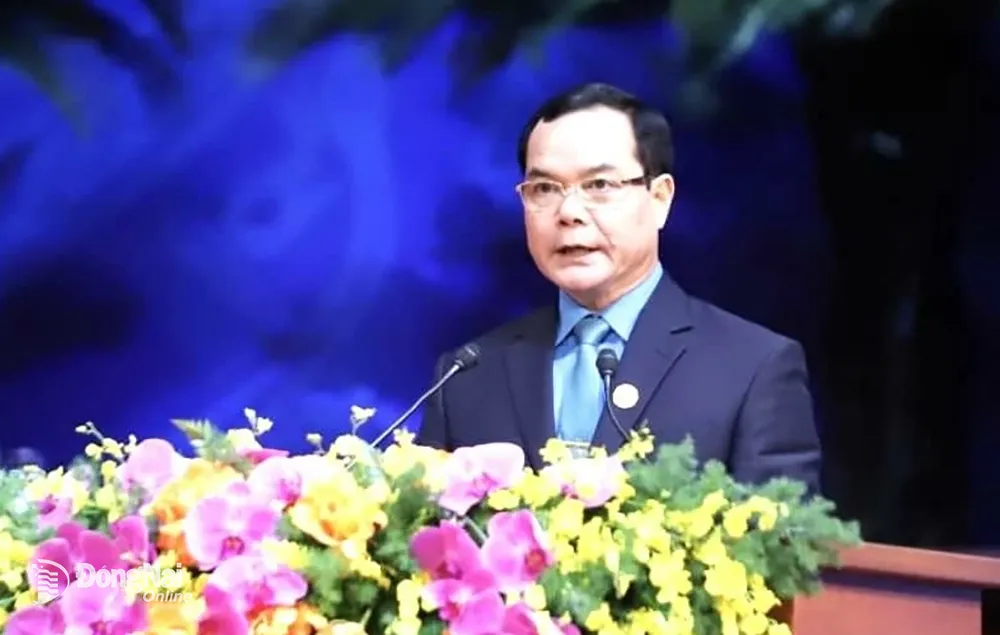 Chủ tịch Tổng Liên đoàn Lao động Việt Nam Nguyễn Đình Khang phát biểu tại đại hội. (ảnh: CĐVN)