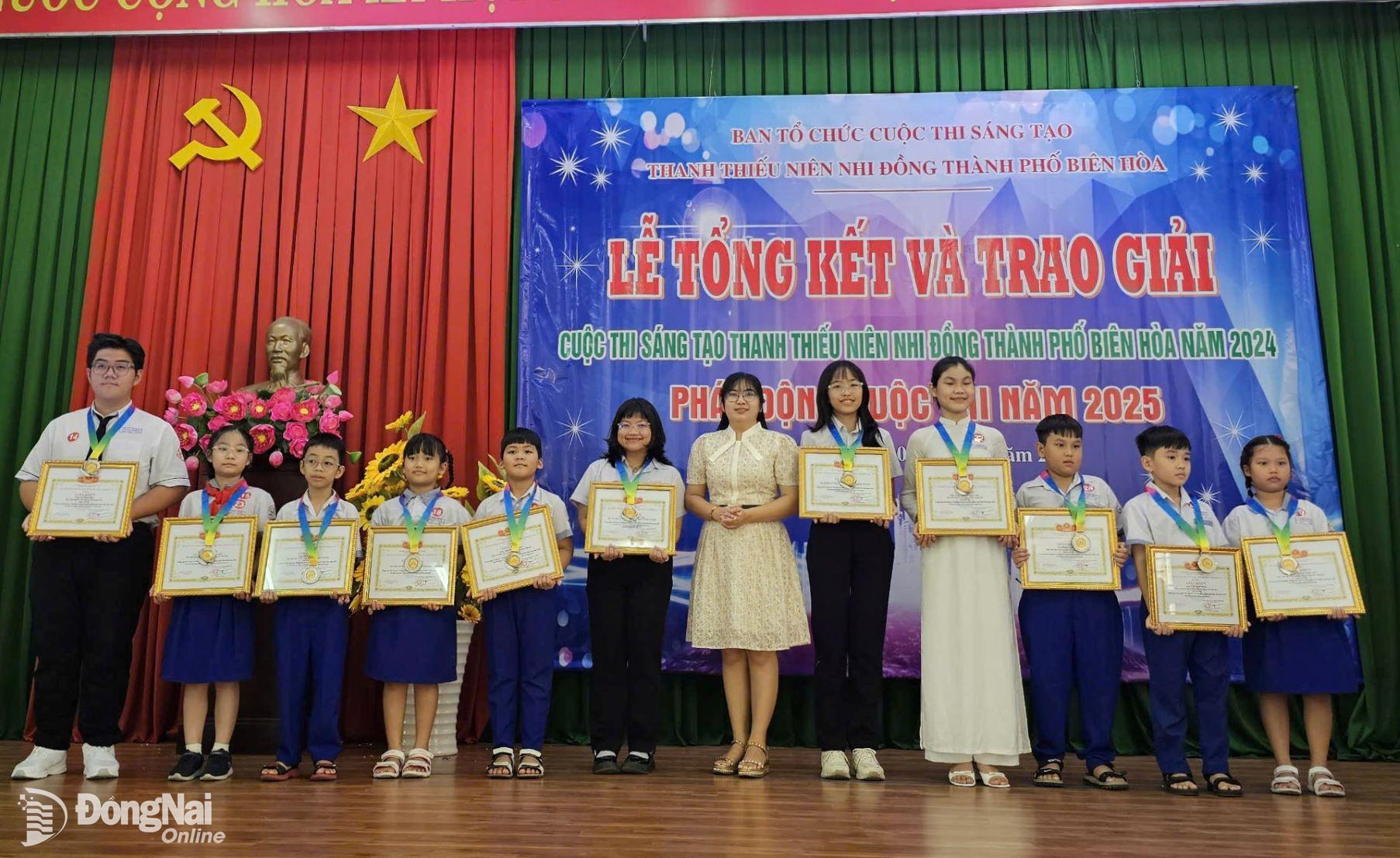 Trao giải cuộc thi sáng tạo thanh thiếu niên nhi đồng thành phố Biên Hòa năm 2024