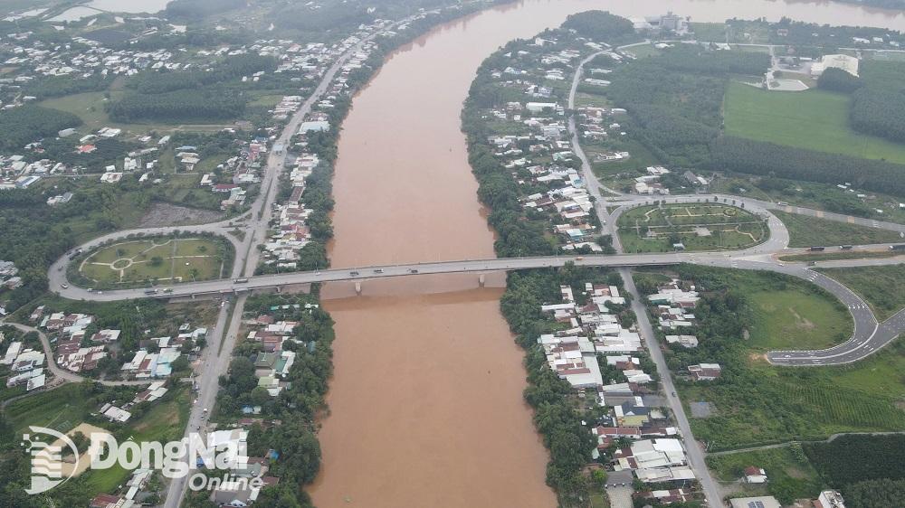 Đường Vành đai 4 - Thành phố Hồ Chí Minh đoạn qua địa bàn tỉnh có điểm cuối tuyến tại cầu Thủ Biên, huyện Vĩnh Cửu. Ảnh: tư liệu