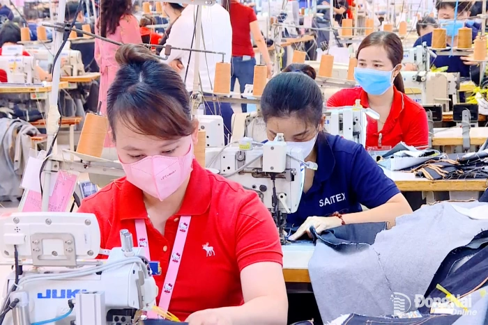 Phân biệt thưởng tháng 13 với các khoản tiền khác