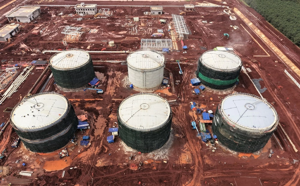 The fuel storage system serving Long Thanh Airport operations is being rapidly built. Photo: Pham Tung