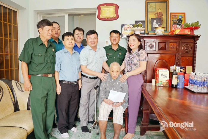 Khắp nơi trong tỉnh tối 20-12-2025