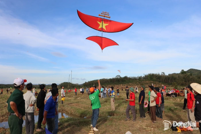 Đặc sắc Lễ hội Diều sáo tại xã Bù Đăng