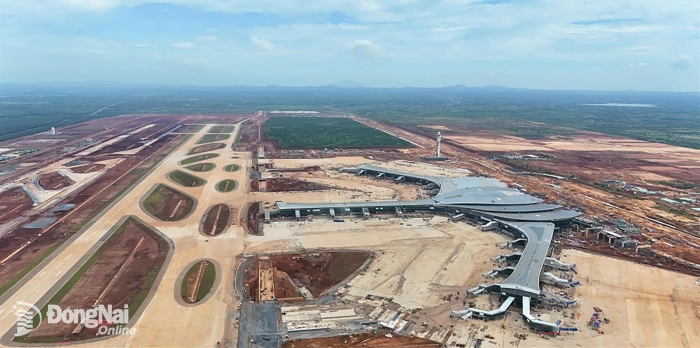 Drawing up plan for first official flight to Long Thanh Airport