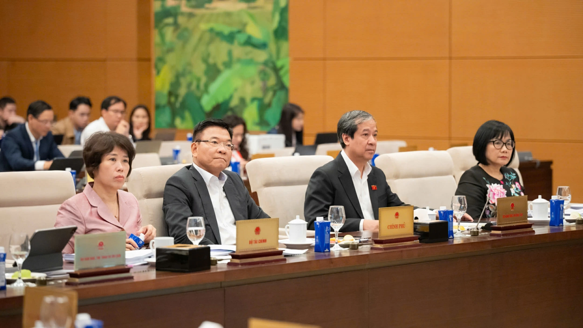 Các Đại biểu tham dự Phiên họp

