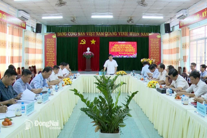 Phó Chủ tịch UBND tỉnh Đồng Nai Hồ Văn Hà làm việc với UBND các phường: Long Khánh, Bảo Vinh, Bình Lộc