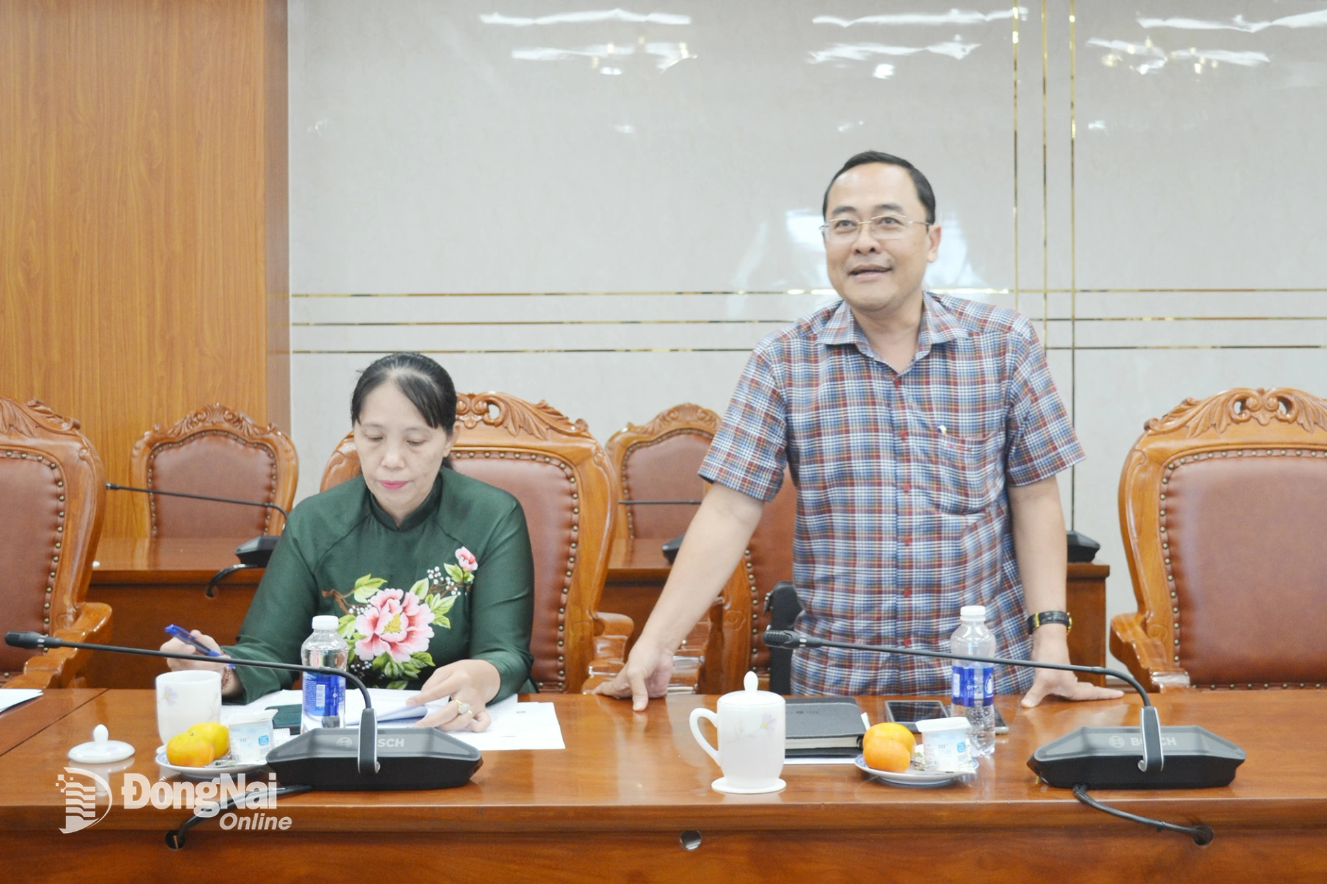 Nguyen Quoc An, Deputy Head of the Management Board of Industrial Parks and Economic Zones of Dong Nai province, speaks at the conference.
Photo: Phuong Hang
