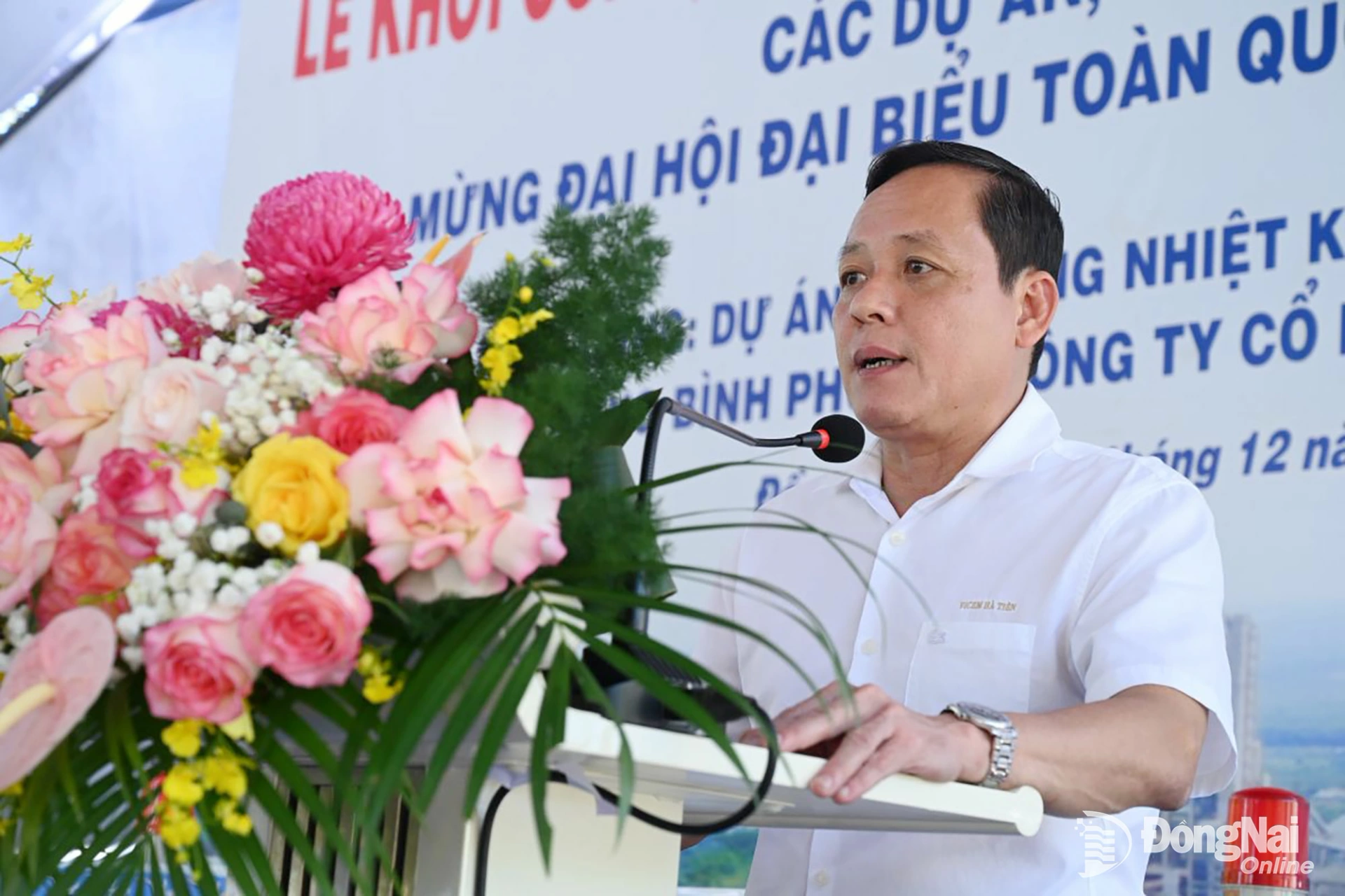 Ông Nguyễn Quốc Thắng, Tổng Giám đốc Công ty CP Xi măng Vicem Hà Tiên phát biểu tại lễ khởi công. Ảnh: Trung Quang