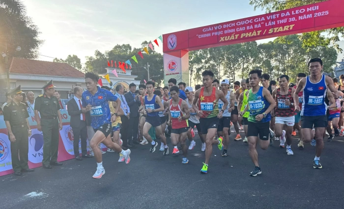 Giải việt dã leo núi toàn quốc “Chinh phục đỉnh cao Bà Rá” gồm 12 nội dung thi đấu