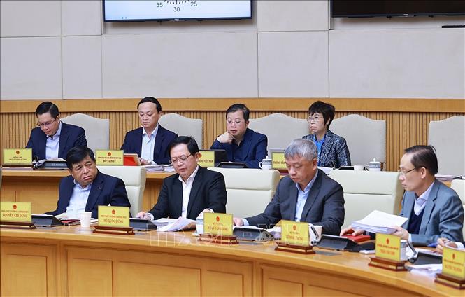 Các thành viên Chính phủ tham dự phiên họp Chính phủ thường kỳ tháng 11/2025. Ảnh: Dương Giang/TTXVN
