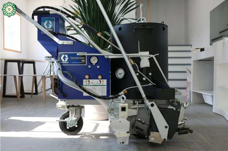 Máy sơn vạch kẻ đường graco do Lê Bình phân phối chính hãng.