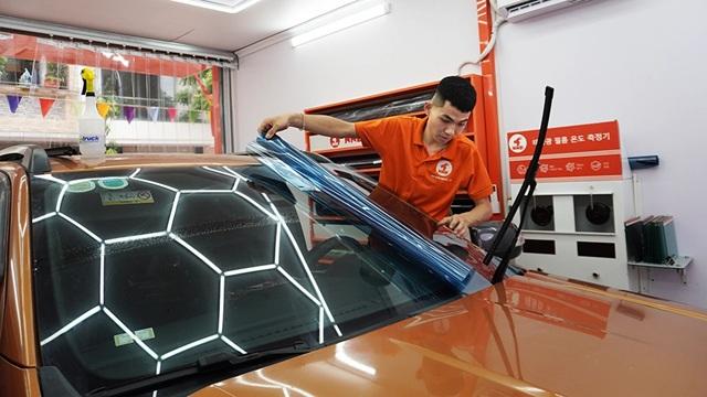 NND - Chuyên cung cấp và thi công phim cách nhiệt ô tô chất lượng cao.