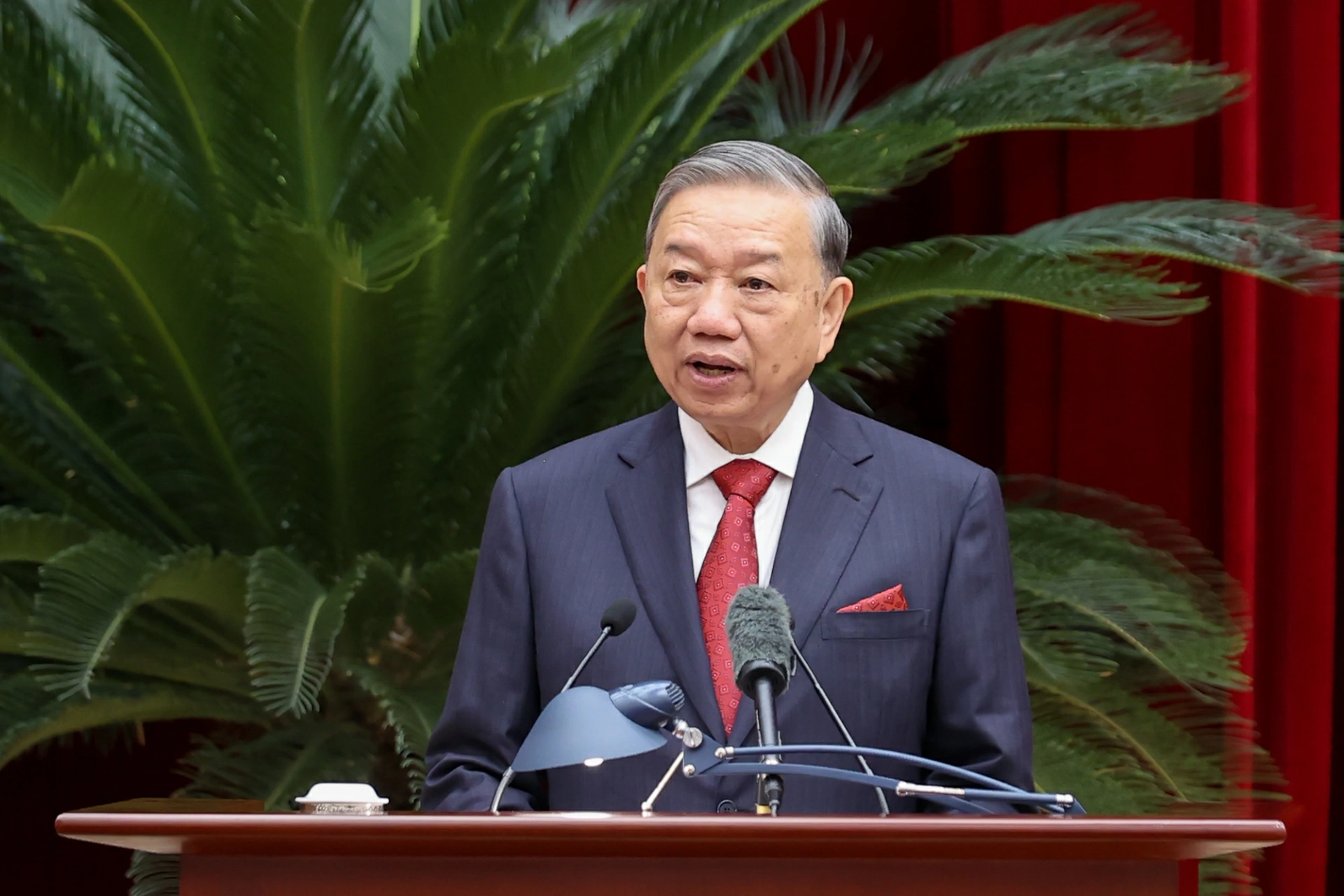 Tổng Bí thư Tô Lâm phát biểu bế mạc Hội nghị Trung ương 15 - Ảnh: VGP/Nhật Bắc

