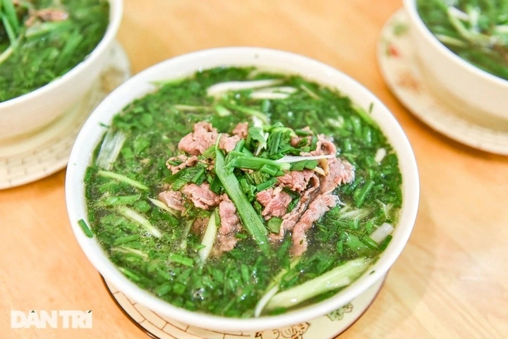 A bowl of beef pho (Pho bo). 

