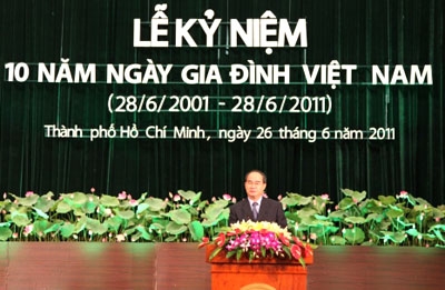 Phó Thủ tướng Nguyễn Thiện Nhân tin tưởng cuộc vận động “Xây dựng gia đình 5 không, 3 sạch” đạt kết quả tốt đẹp.