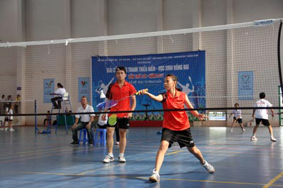 Các VĐV tham gia thi đấu tại giải. Ảnh: H.Anh