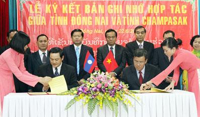 Dong Nai and Champasak province sign memorandum of understanding on cooperation