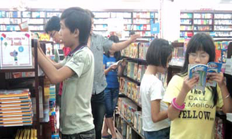 Đọc sách trong những ngày hè