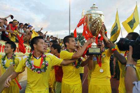 Sông Lam Nghệ An vô địch V.League 2011