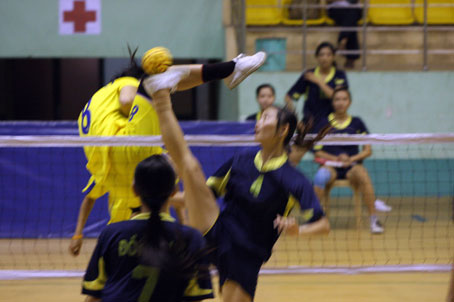 Giải vô địch cầu mây đôi và đồng đội đôi toàn quốc 2011: Đồng Nai vào bán kết đồng đội đôi nữ