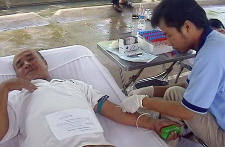 Nỗ lực trong hoạt động nhân đạo