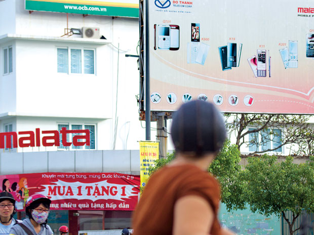 Mobile phones and the heralded death of Vietnamese brands