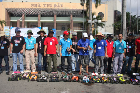 Các VĐV chuẩn bị vào cuộc đua