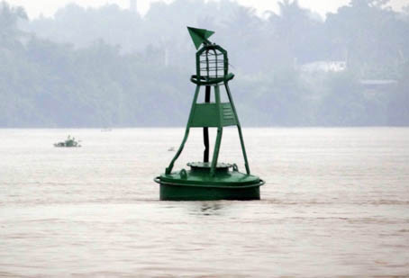 Phao dẫn luồng bị quẹo cổ