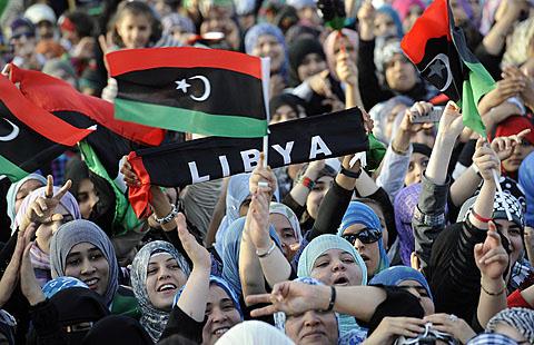 Libya được tuyên bố giải phóng giữa nhiều lo ngại.