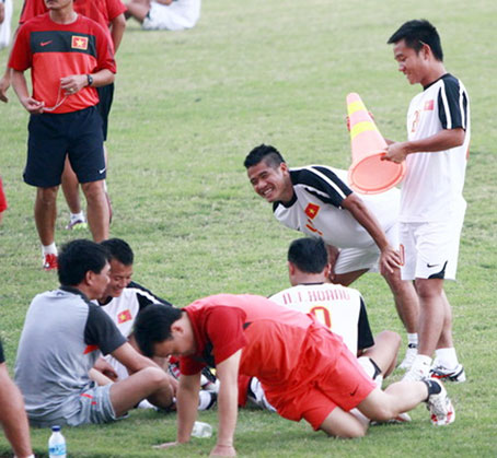 Niềm vui đã trở lại với U.23 VN. Ảnh: T.L