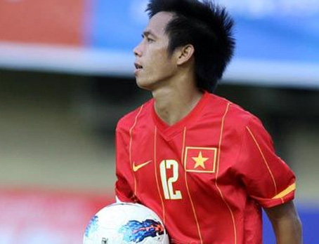 Tiền đạo Nguyễn Văn Quyết.